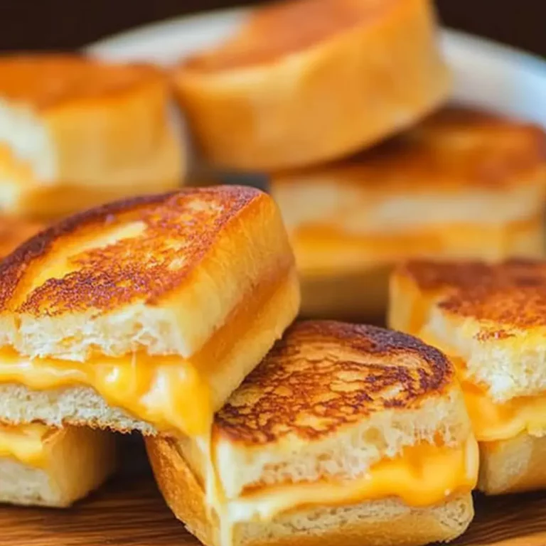 Mini Grilled Cheese Hawaiian Roll Sliders